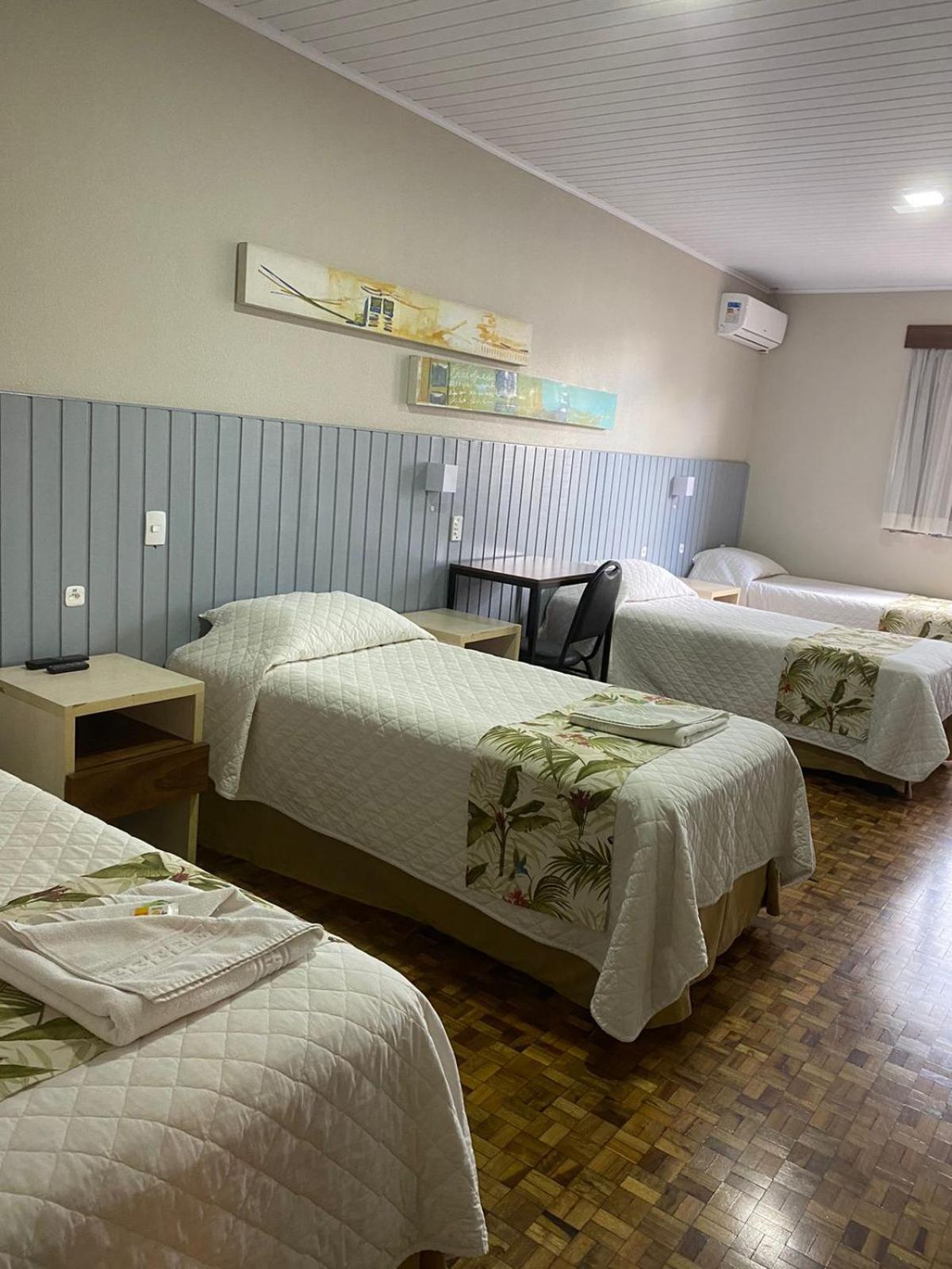 Hotel Pax Понта-Гроса Екстер'єр фото